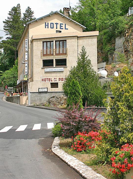 Logis Hotel De La Paix Saint-Nectaire Dış mekan fotoğraf