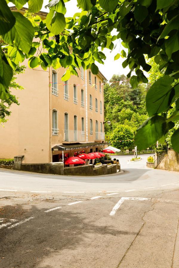 Logis Hotel De La Paix Saint-Nectaire Dış mekan fotoğraf